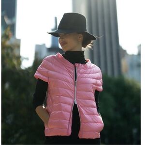 Cotes of London The St Ives Down Puff Vest in Bubble Gum Pink size XS